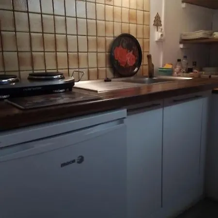 Appartement Pour Deux Personnes Au Centre Et Calme